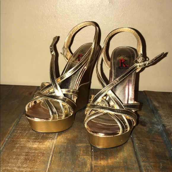 NEW NEVER WORN Strappy Gold & Rose Wedges 7.5 - Picture 3 of 6